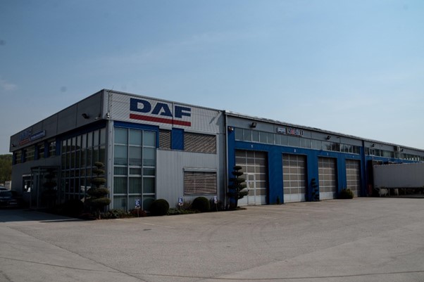 WAREHOUSE